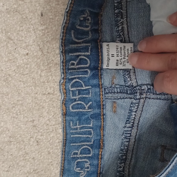 Blue Republica Jeans - Picture 3 of 6